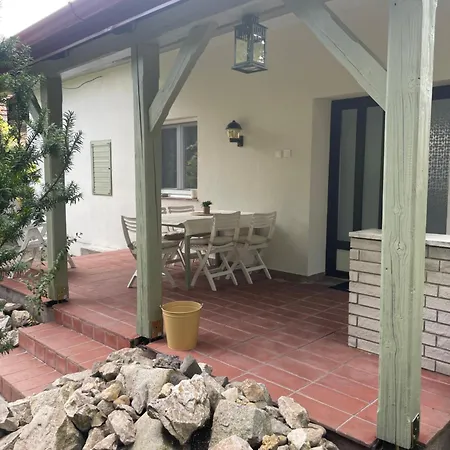 Lipot-cottage Vengedhaz *